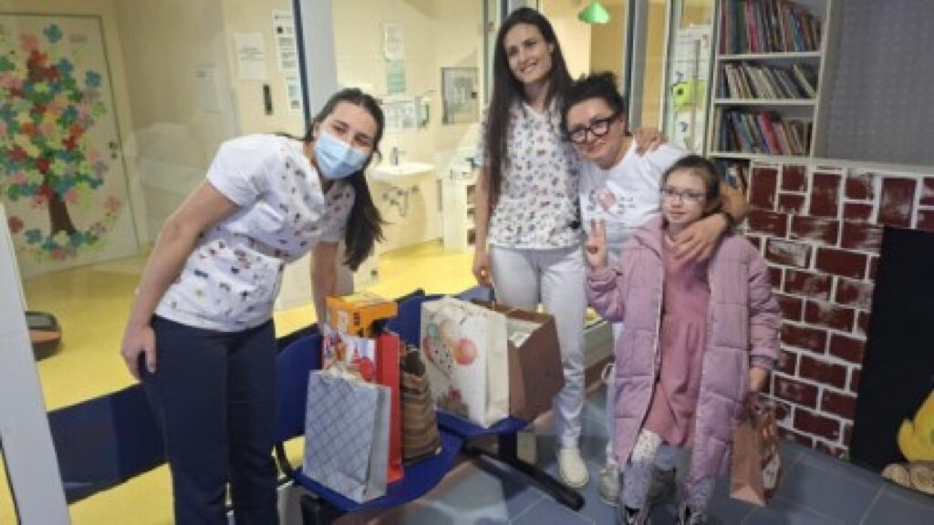 Povodom Međunarodnog dana djece oboljele od malignih bolesti, učenici i djelatnici Srednje škola Pregrada, u suradnji s Učeničkim domom Srednje škole Pregrada, još su jednom pokazali koliko veliko srce ima naša školska zajednica.