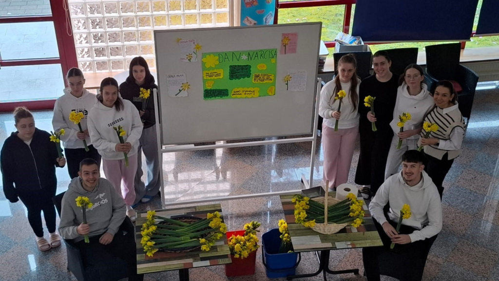 U četvrtak, 18. ožujka 2026. godine, naši su učenici zajedno sa svojim mentorima sudjelovali u humanitarnoj akciji „Dan narcisa“, organiziranoj u suradnji sa Zagorskom ligom protiv raka.
