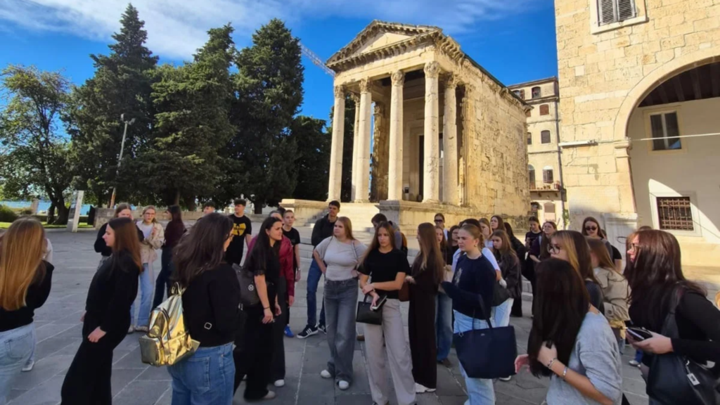 pula